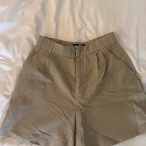 Zara Beige Women's shorts
